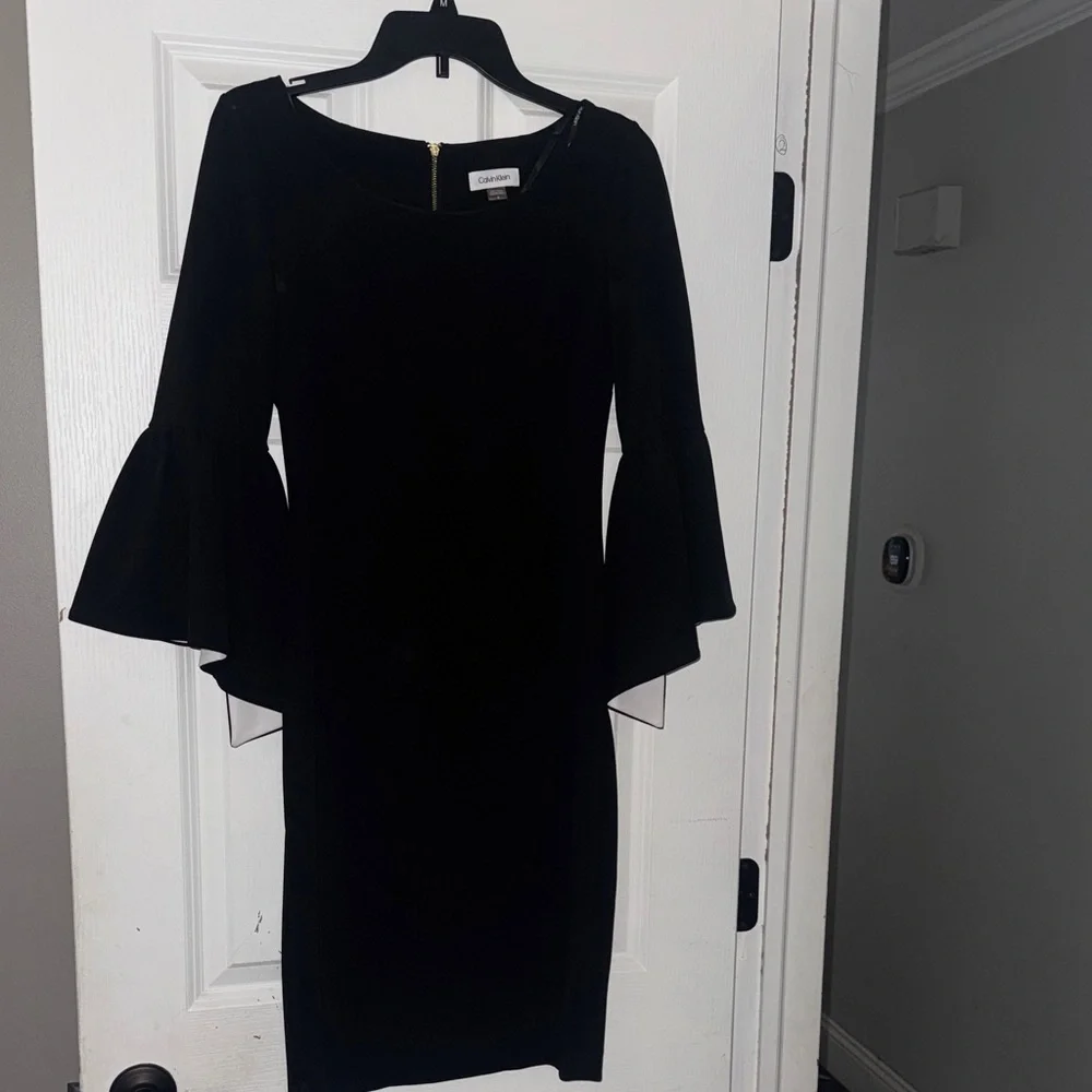 Calvin Klein Black Long Sleeve Dress - Picture 1 of 3